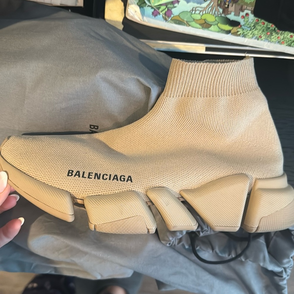 Balenciaga size 7.5